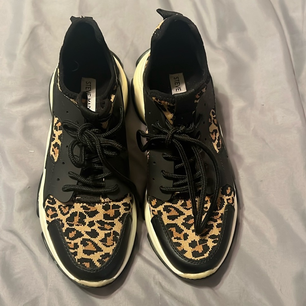 Cheetah women’s tennis shoes!